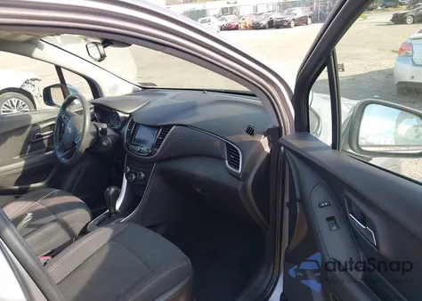 2020 Chevrolet Trax Fwd Ls from USA, damaged, VIN 3GNCJKSB8LL179360